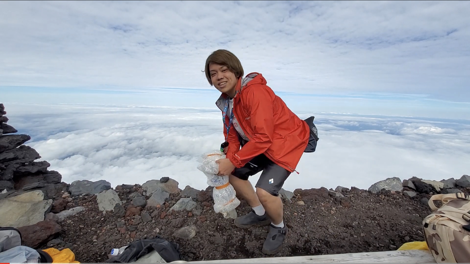 令和で俺だけ　富士山　頂上　 フマリアンブロシア　ゴールデンラヤリナBTS